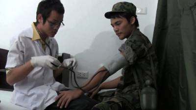 Skinny Asian soldier breeded by doctor - webmaster.drtuber.com
