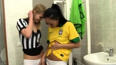 Teen ass cry Brazilian player nailing the referee - nvdvid.com - Brazil