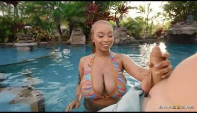 Black wife gets pounded by the pool - pornoxo.com