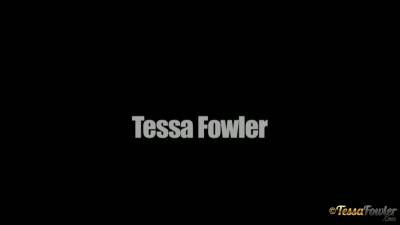 Tessa Fowler - Pinup Polkadots 5D 2 - hotmovs.com