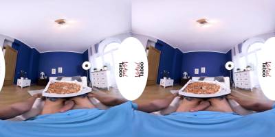 Cousin Brings Pizza And Dick - icpvid.com