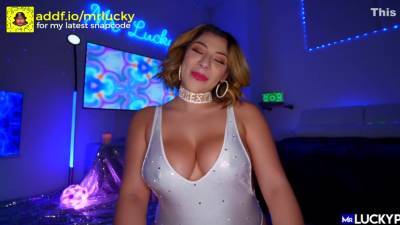 Valentina Jewels - Late Night With Huge Booty Latina With Valentina Jewels - upornia.com