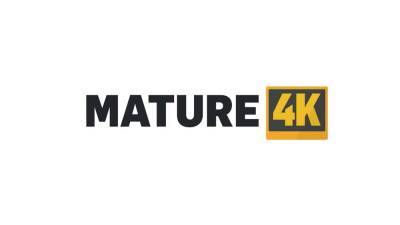 MATURE4K. An unexpected and very hard surprise - sunporno.com