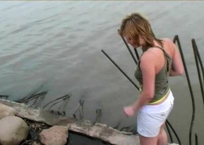 Penis visits voracious redhead nympho 's beaver - icpvid.com