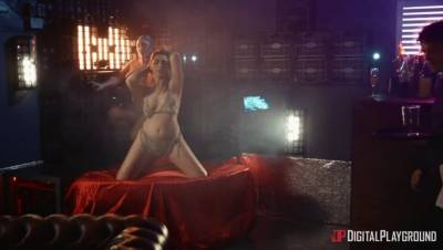 Isiah Maxwell - Valentina Nappi - Hand Solo: A DP XXX Parody Scene 1 - veryfreeporn.com - Italy