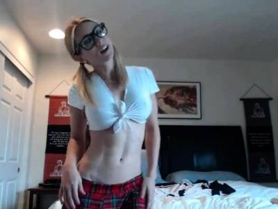 Blonde webcam goddess 23 - schoolgirl squirts on the bed - nvdvid.com