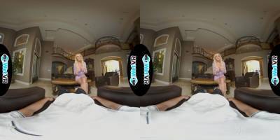 Brandi Love - Natasha Starr - Paola Hard - Busty Milf - WETVR Busty MILF Teaches Sex Therapy In VR - sunporno.com