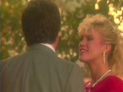 Amber Lynn In Crocodile Blondee (1986, Us Full Video, Dvd) - txxx.com - Usa
