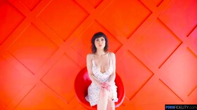 Mackenzie Moss - Is One Stunning Babe - Mackenzie Moss - upornia.com