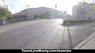 Teenslovemoney - russian babe bangs stranger for currency - sexu.com - Russia