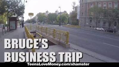 Teenslovemoney - russian babe bangs stranger for currency - sexu.com - Russia