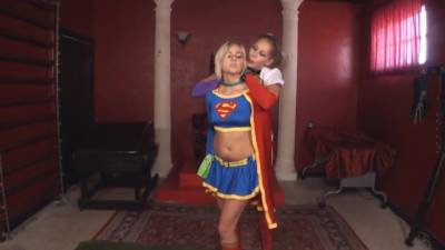 Nikki Brooks - Kate England - Superheroine Wonder Woman Fucks Supergirl With Strap On - Nikki Brooks, Kate England And Katie Cummings - upornia.com