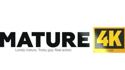 MATURE4K. Christmas Traditions at its Best - nvdvid.com