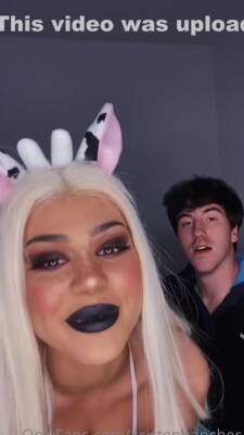Kristen Hancher With Loser Boyfriend - hclips.com
