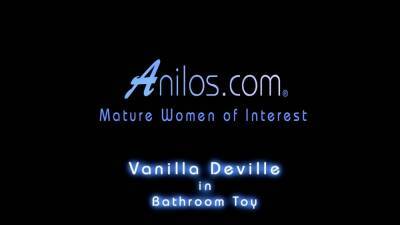 Vanilla - vanilla deville-Bathroom Toy - drtuber.com