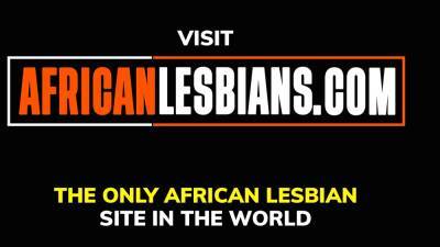 Ebony Lesbian Kissing and Licking - icpvid.com