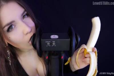 Kittyklaw Asmr Banana 3 Dio Licking Mouth Sounds Video - hclips.com