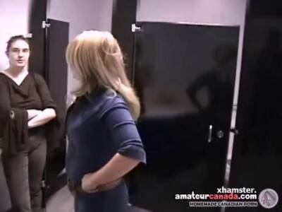 Two chubby amateur lesbians make out and kissing in office - sunporno.com - Canada