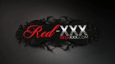 Red XXX - Big tit redhead mature Red XXX masturbates poolside - drtuber.com - Britain