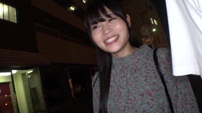 A perverted beauty defense who seems to be happy with big dicks - txxx.com - Japan