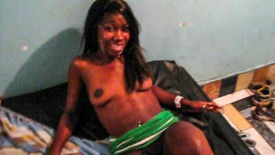 Round Ass Amateur Ebony Cutie Craves Delish White Dick - txxx.com