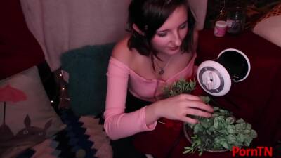 Aftynrose Asmr - Making A Mistletoe And Kissing Underneath It - hclips.com