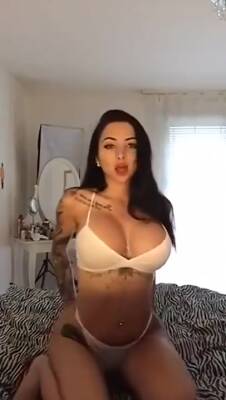 Suking Cock - hclips.com