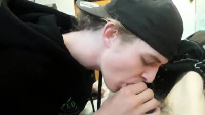 My Cock - Cole worships my cock and takes juicy load - drtuber.com