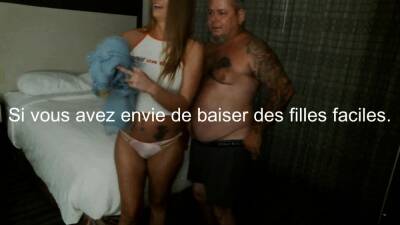 Mari invite une transsexuelle a baiser sa femme a l'hotel - drtuber.com - France