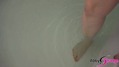 German Goth Bbw Masturbating In The Bath Tub - upornia.com - Germany
