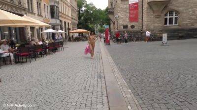 Nude In Public - upornia.com