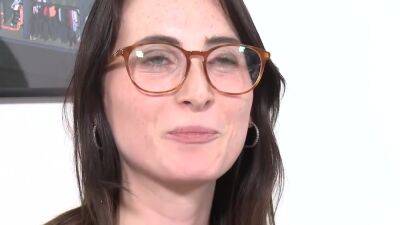 Sexhungrige 20-jahrige Magdeburgerin Macht Es Ihr Selber - upornia.com
