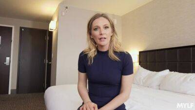 Mona Wales - If She wants a higher positon at her job, needs to prove her boss - porntry.com