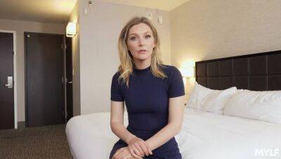Mona Wales - If She wants a higher positon at her job, needs to prove her boss - porntry.com