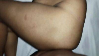 Indian Aunty Behaves Like A Man And Fucks Him Hard - hclips.com - India