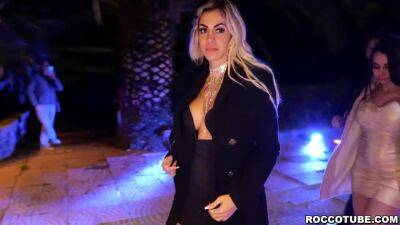 Rocco Siffredi - Amateurs And Swingers Have Group Sex With Rocco With Rocco Siffredi - upornia.com