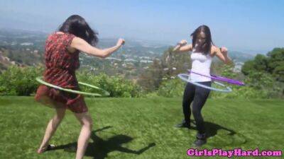 Teenage les babes tribbing after hula hoop - sexu.com