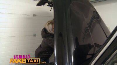 Mechanic gives blonde a full sexual service - sexu.com - Czech Republic