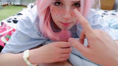 I Play With My Finger In The Ass And Pussy Of My Sweet Girlfriend - hclips.com
