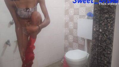 Disha Bhabhi Ne Apne Devar Rahul Ke Satha Bathroom Me Chudai Kiya - upornia.com - India