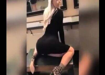 Hot amateur blonde babe in heels fucked in doggystyle - drtuber.com