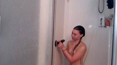 In The Shower With Babe - hclips.com