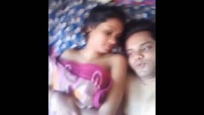 Indian bhabhi has sex with devar for the first time. Bhabhi teaches sex - sunporno.com - India