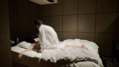 Cuckold Peeping NTR My girlfriend was massaged by an unknown man [Amateur \/ Real \/ japanese] - veryfreeporn.com - Japan