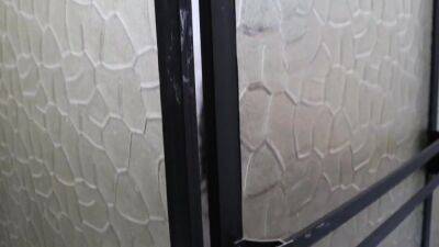I Watch As My Stepsister Takes A Shower In The Bathroom - hclips.com