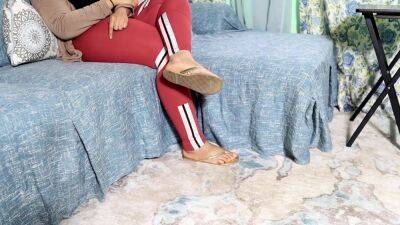 Preview-disobedient Footslave Gets Humiliated & Slapped For Not Sucking Goddess Toes(flip Flops) - upornia.com