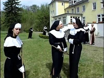 Anal Cumshot - Nuns Initiations - sunporno.com
