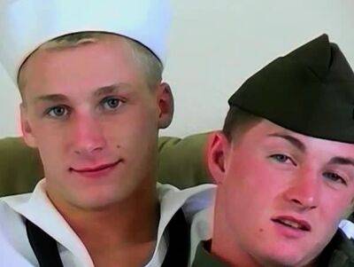 Army and navy men Cameron Daniels and Scott Cruise breed - drtuber.com