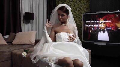 Roxy Taggart - Roxy Taggart In Virgin Bride Wedding Night - upornia