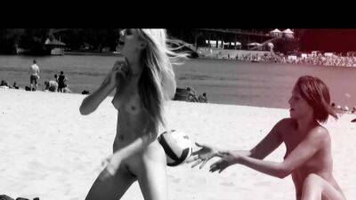 Ravishing nude beach girl - drtuber.com